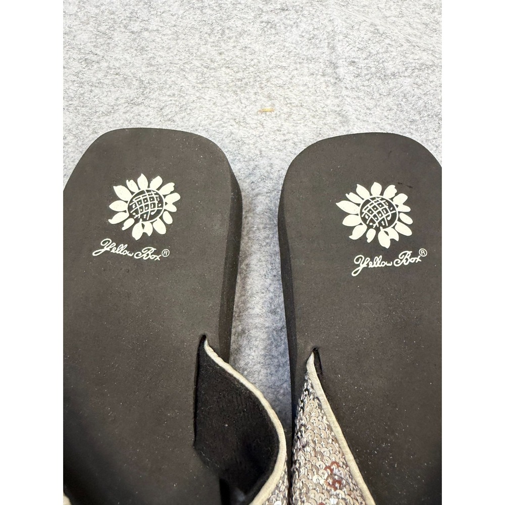Yellow Box Feliks Sequin Sandals Black & Silver Thong Sandals Woman's Size 9m - Picture 3 of 4
